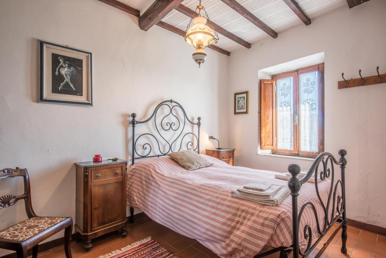 Casa Francesca Lägenhet Montalcino Exteriör bild