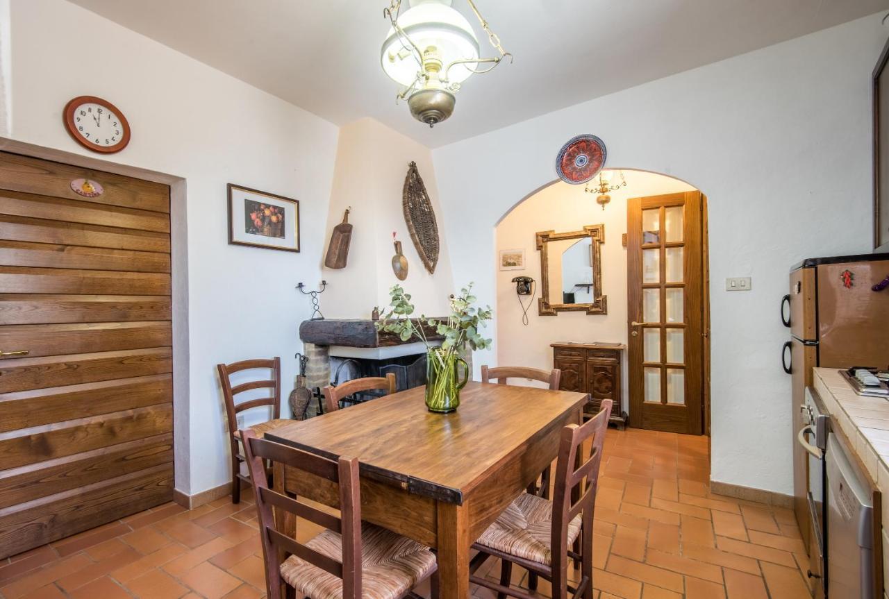 Casa Francesca Lägenhet Montalcino Exteriör bild
