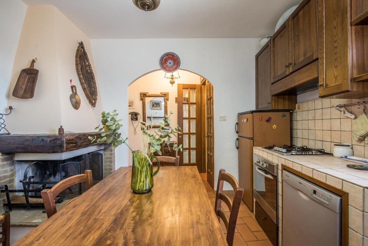 Casa Francesca Lägenhet Montalcino Exteriör bild