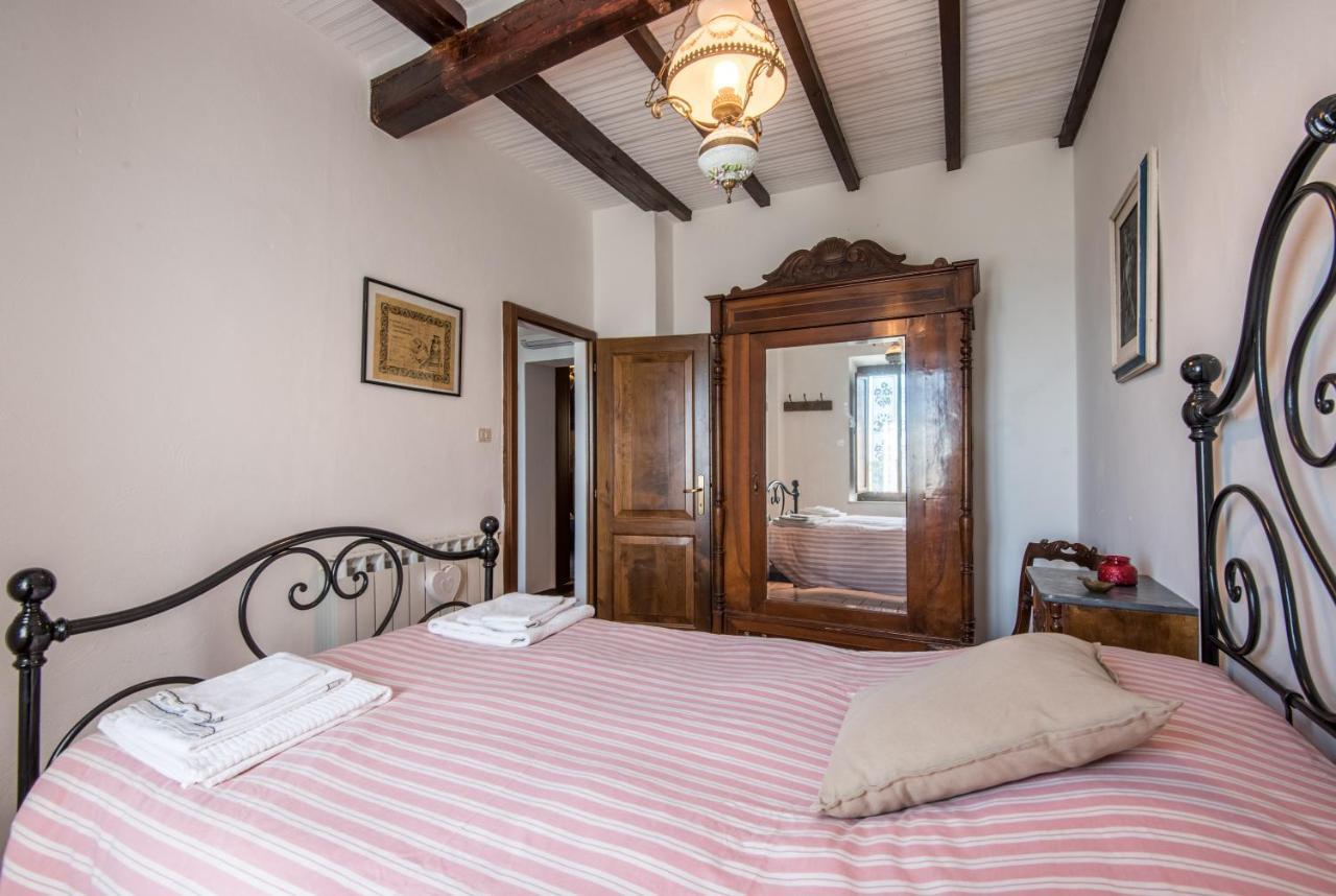 Casa Francesca Lägenhet Montalcino Exteriör bild